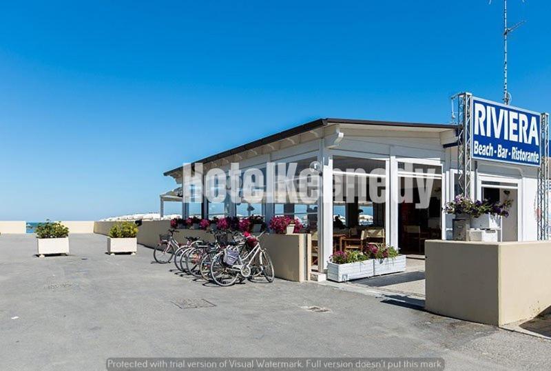 Hotel Kennedy Lido Di Savio Exterior foto